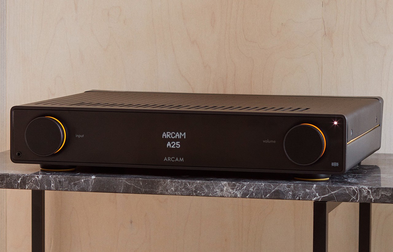 Arcam amplifier on small table